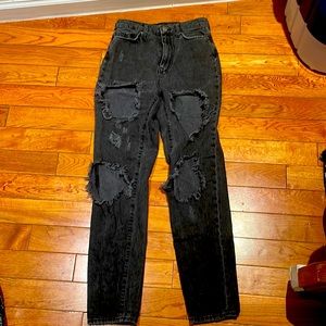 Black ripped mom jeans